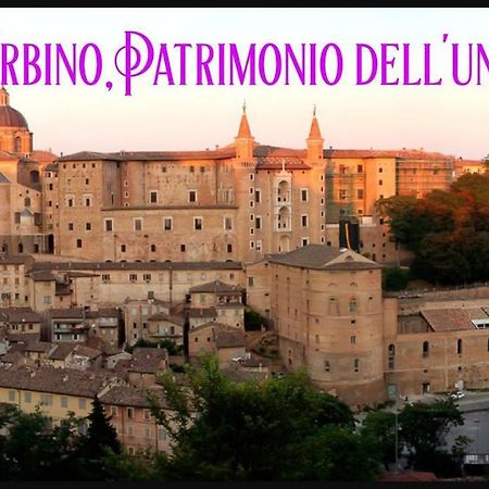 Apartmán Casa Leo Fossombrone Exteriér fotografie