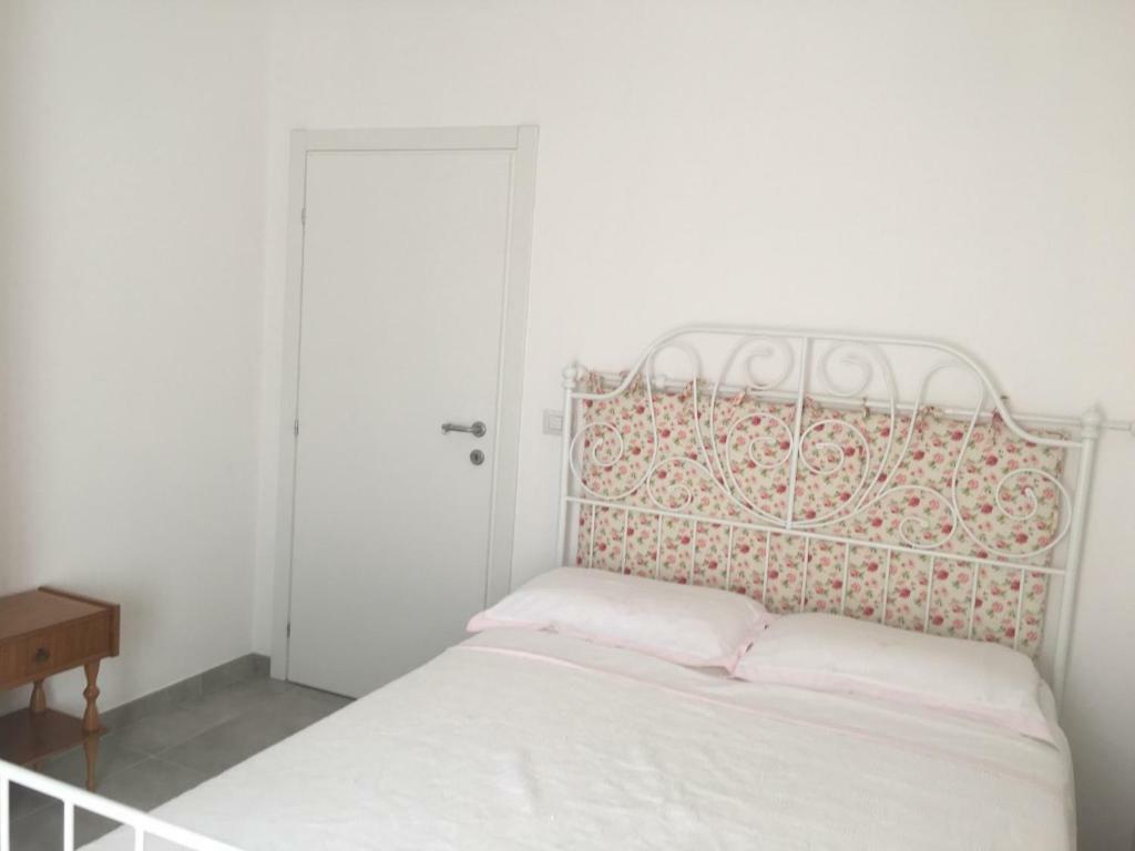 Apartmán Casa Leo Fossombrone Exteriér fotografie