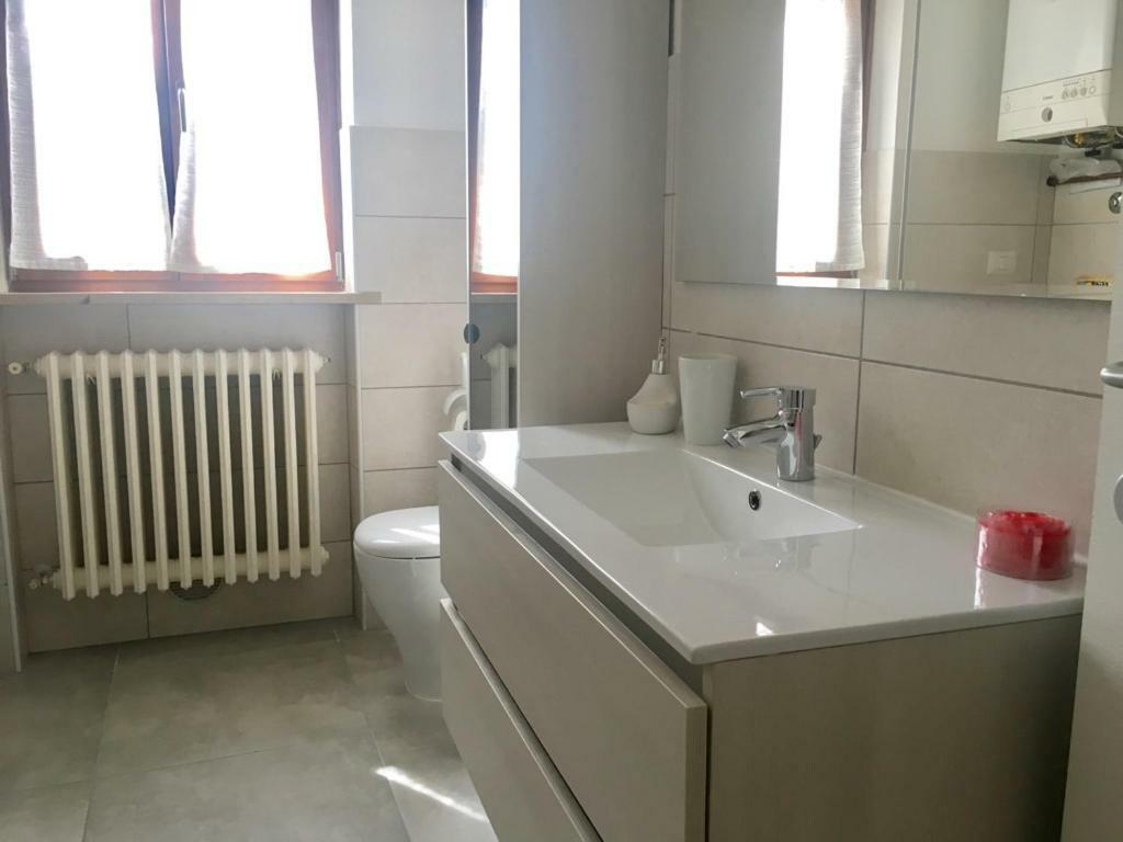 Apartmán Casa Leo Fossombrone Exteriér fotografie